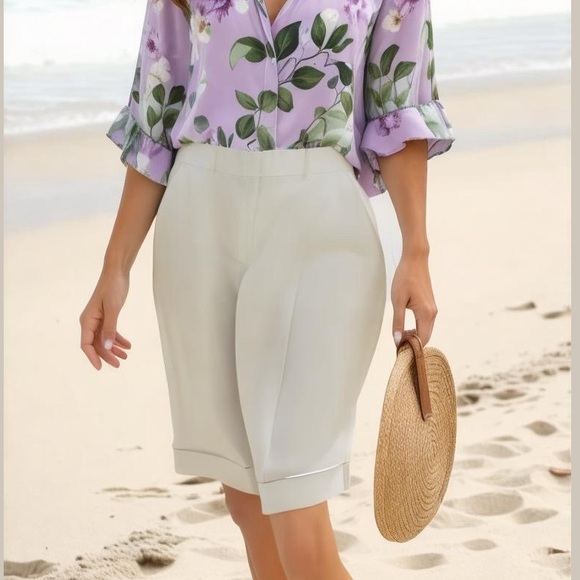 St. John Collection Pants - 90s ST JOHNS COLLECTION WHITE BERMUDA SHORTS WITH CUFFS COASTAL CLASSIC SZ 16